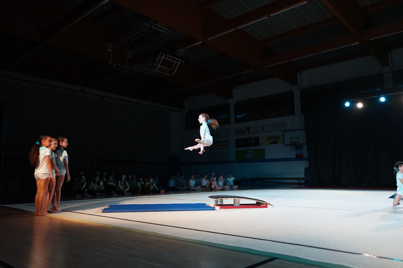 Saggio Aurora 76 — esibizione di ginnastica artistica